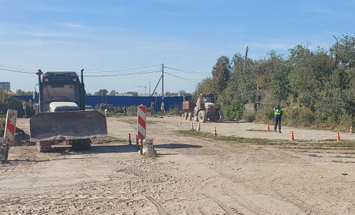 "Все профессии нужны" - почему уважают операторов спецтехники